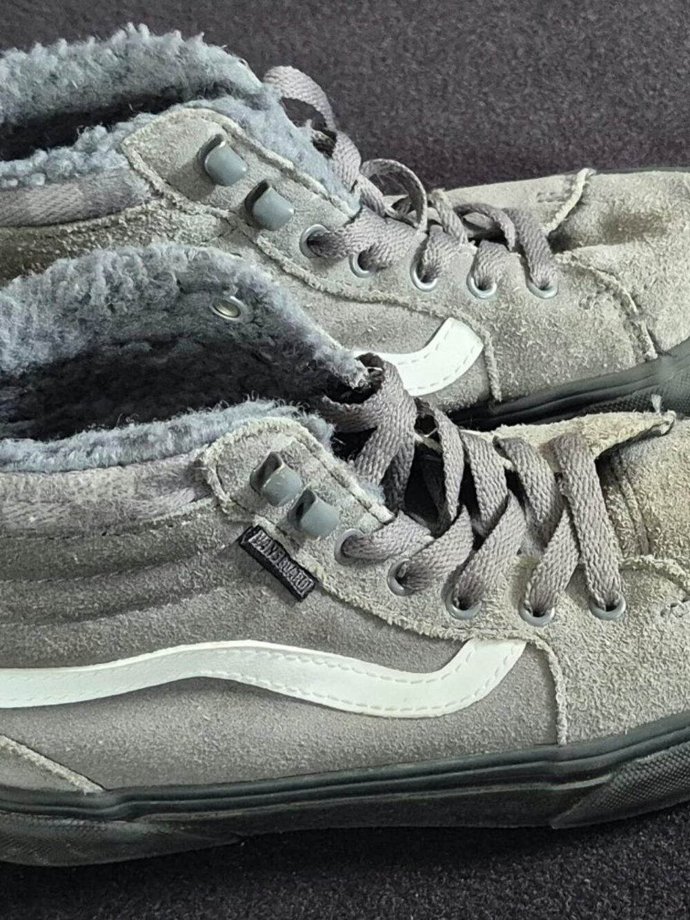 Vans SK8-Hi MTE Kids Youth 2 Grey Suede Fleece Lined Winter High Top Sneakers